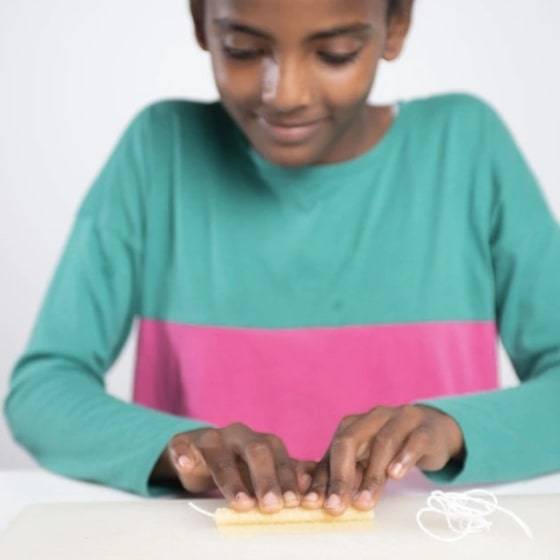 Beeswax Honeycomb Candle Kit