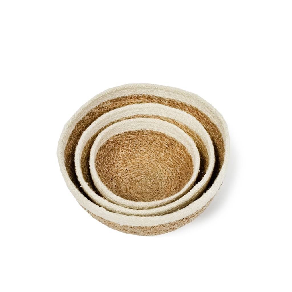 <h1>Savar Round Bowls – Set of 3</h1> Savar Round Bowls - Set of 3