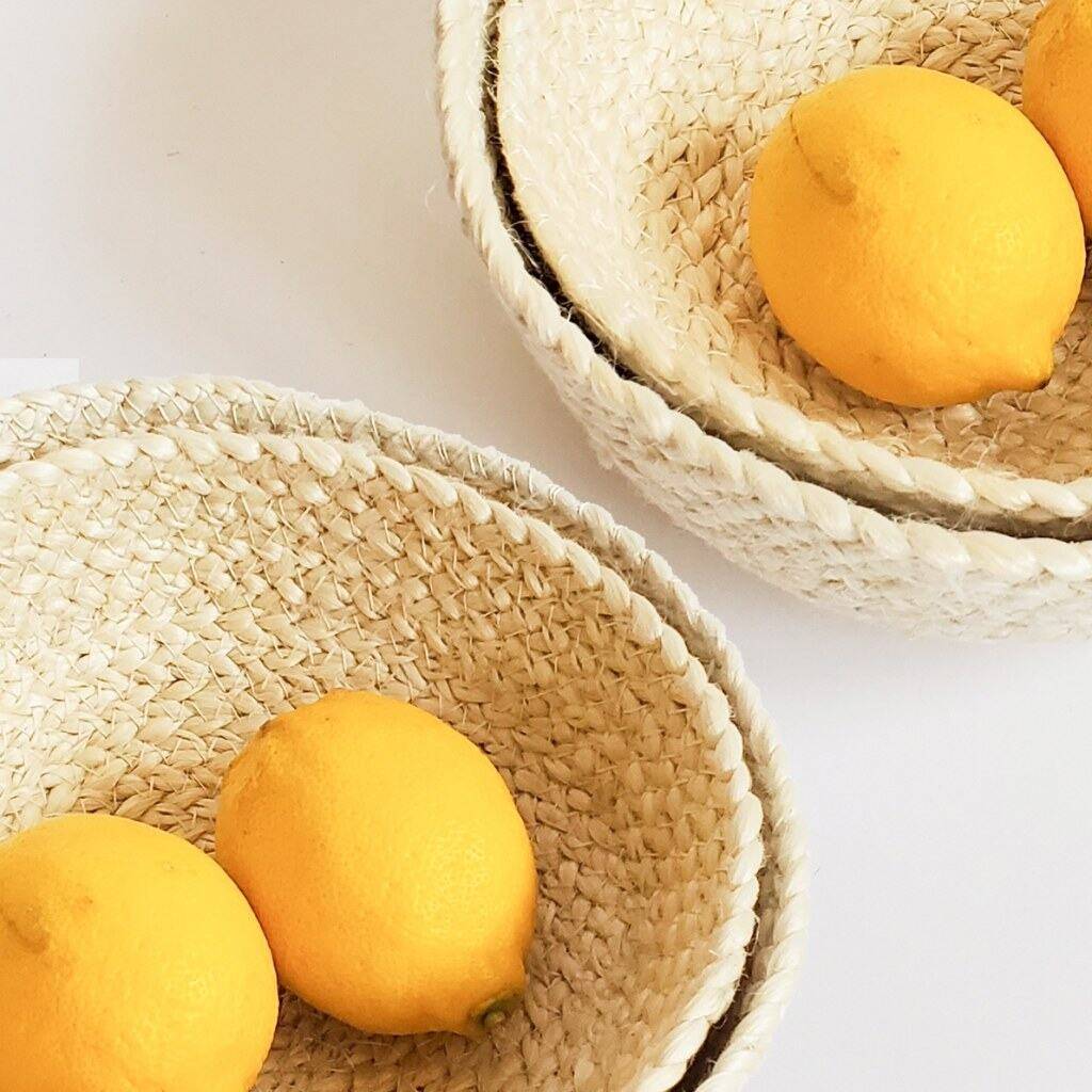 <h1>Kata Candy Bowls – Set of 4</h1> Kata Candy Bowls - Set of 4