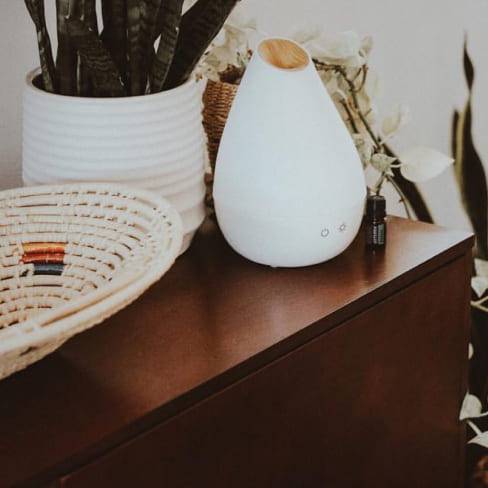 Dewdrop Essential Oil Diffuser Dewdrop Essential Oil Diffuser
