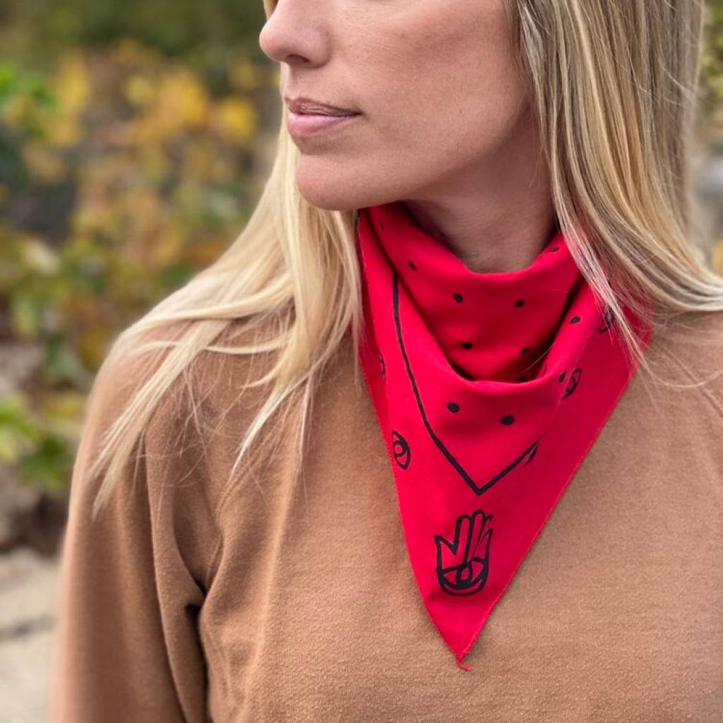 <h1>Hamsa & Dots Red Bandana</h1> Hamsa & Dots Red Bandana