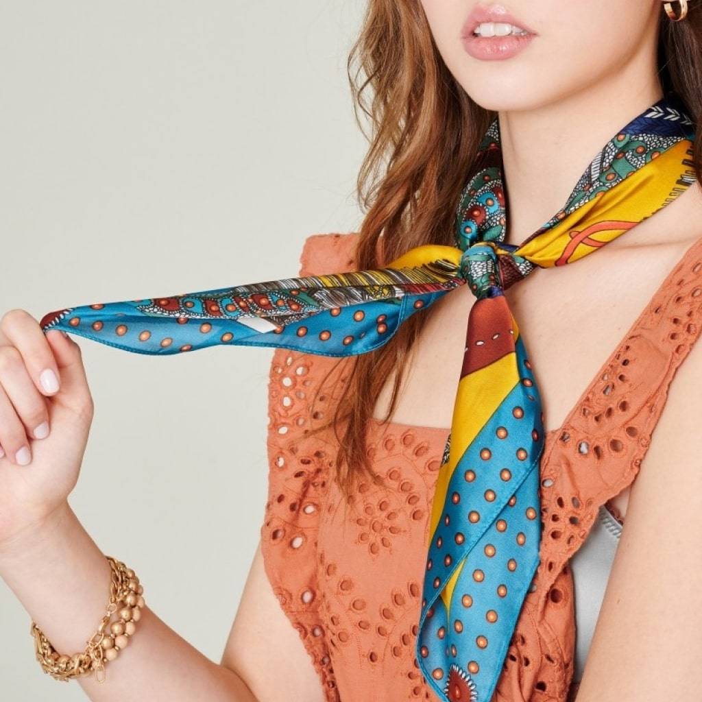<h1>Horse Print Silky Bandana Scarf</h1> Horse Print Silky Bandana Scarf