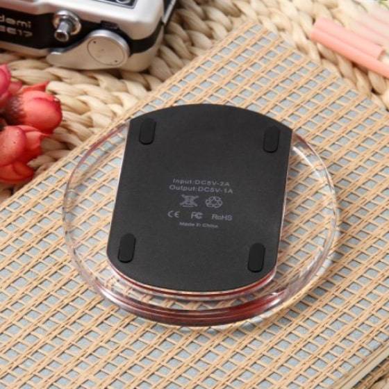 Slim 10W Wireless Charging Pad Slim 10W Wireless Charging Pad