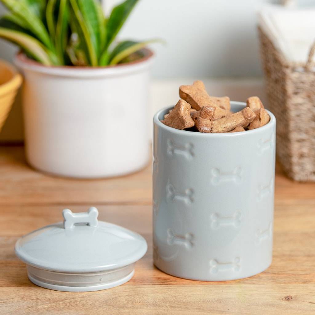 <h1>Manor Grey Treat Jar</h1> Manor Grey Treat Jar