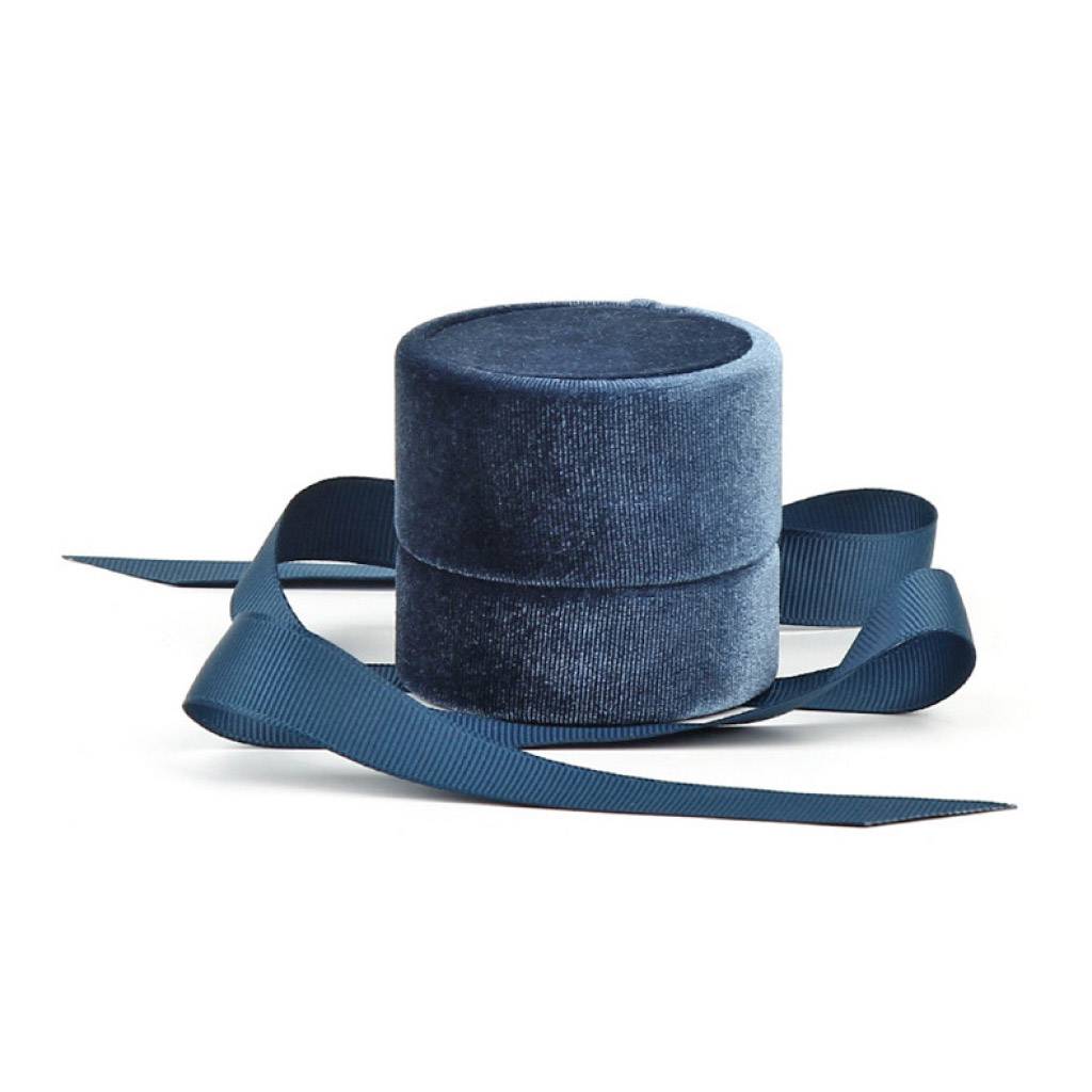 <h1>Cylinder Corduroy Jewelry Box</h1> Cylinder Corduroy Jewelry Box