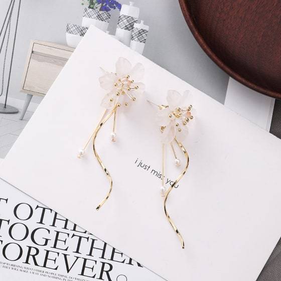 Six Petal Flower Stud Earrings Six Petal Flower Stud Earrings