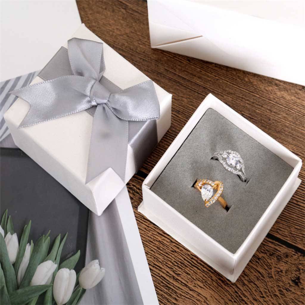 <h1>Bow Decorated Packaging Gift Box Fashion</h1> Bow Decorated Packaging Gift Box Fashion