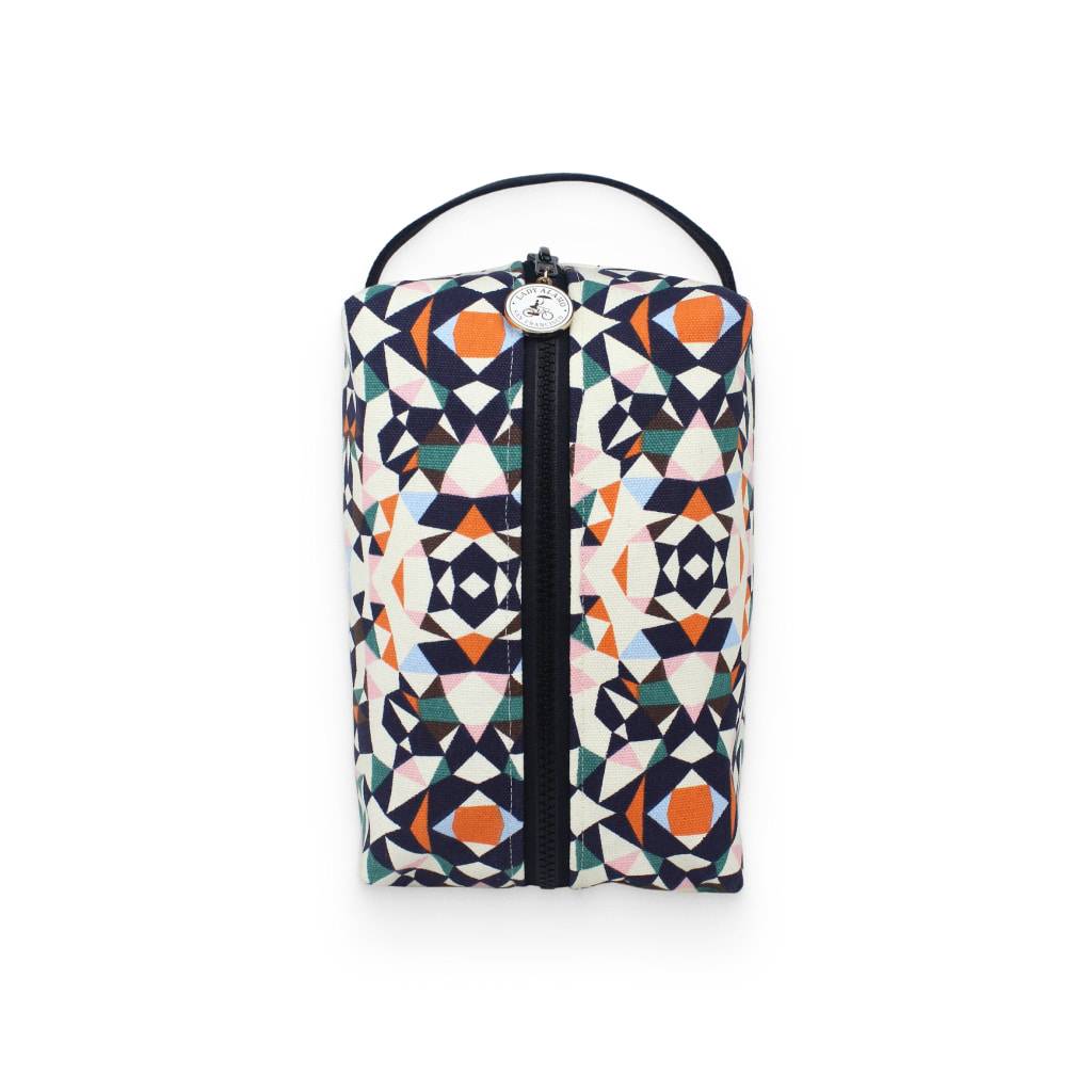 <h1>Box Zip: Kaleidoscope Fashion</h1> Box Zip: Kaleidoscope Fashion