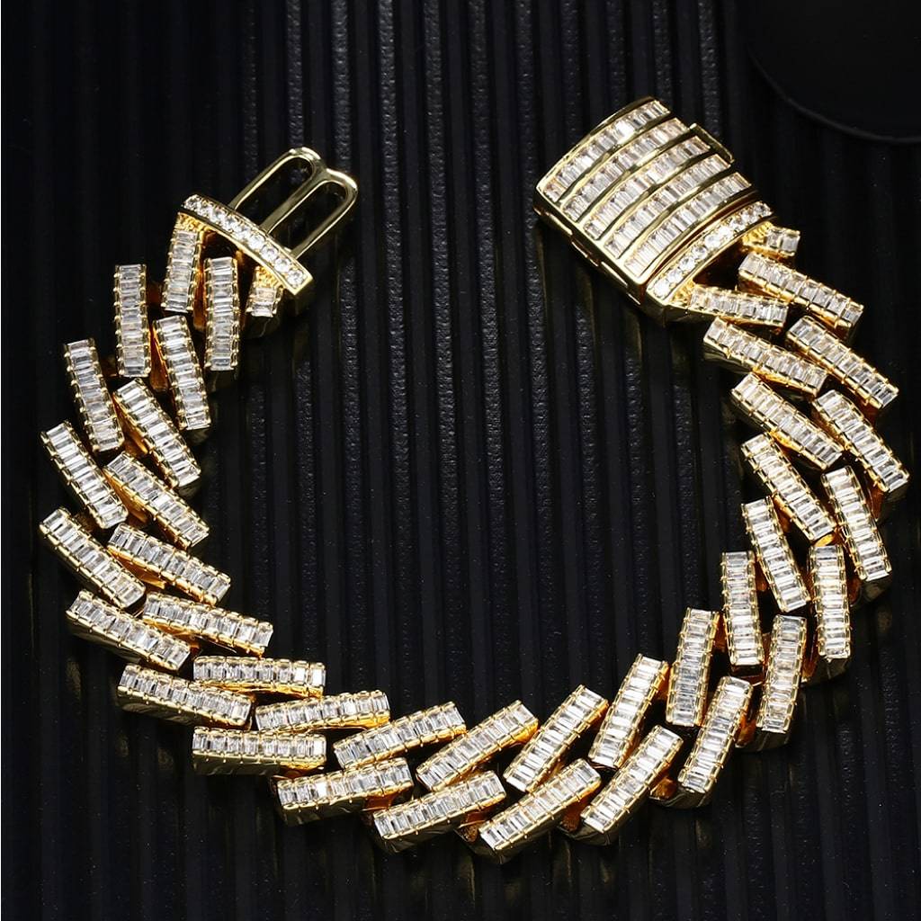 <h1>Faux Diamond Chain Bracelet Fashion</h1> Faux Diamond Chain Bracelet Fashion