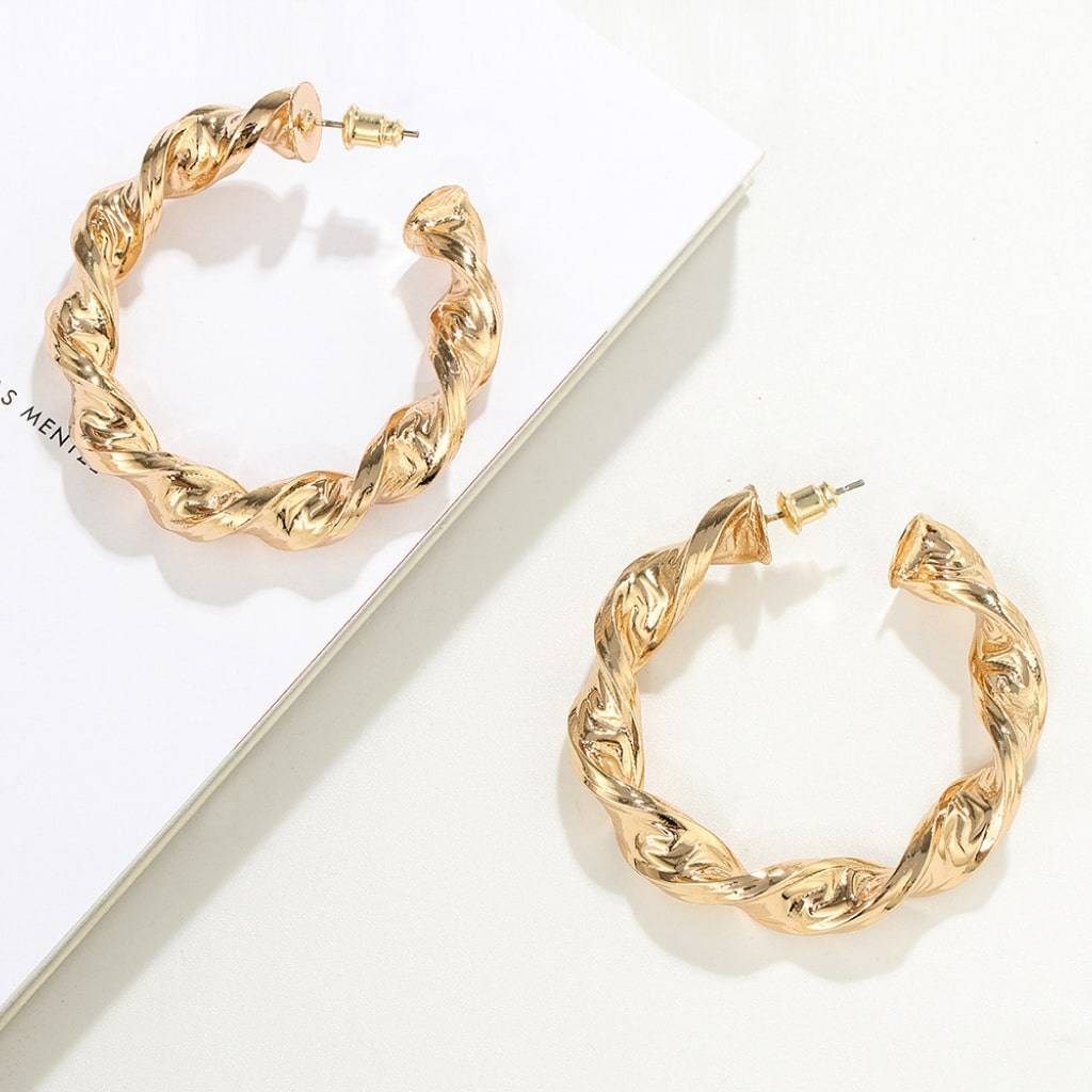 <h1>Hoop Wreath Earrings Fashion</h1> Hoop Wreath Earrings Fashion