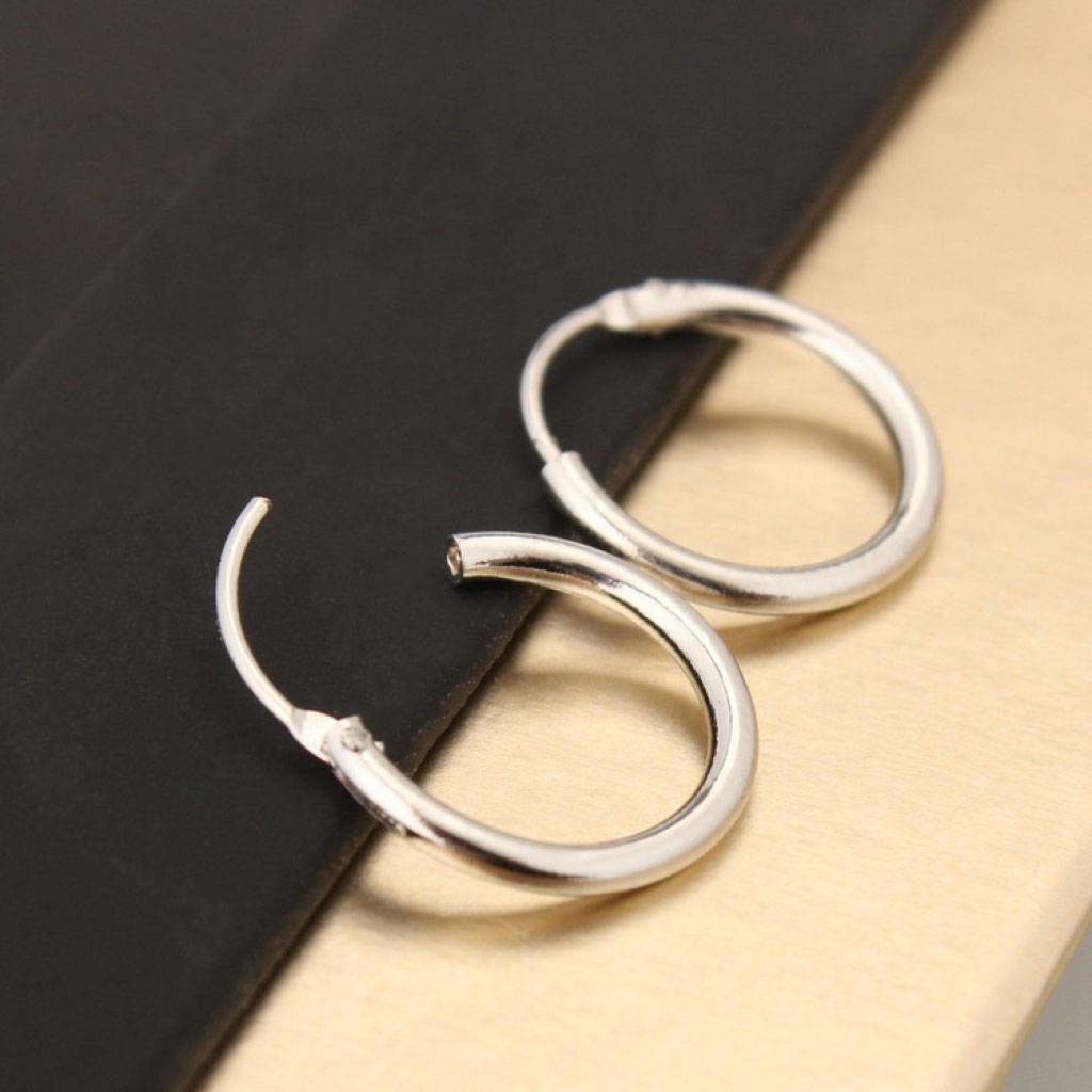 <h1>Metal Hoop Earrings Fashion</h1> Metal Hoop Earrings Fashion