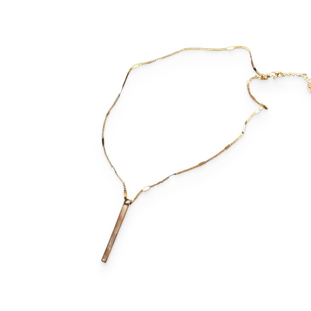 <h1>Minimalistic Pendant Necklace Fashion</h1> Minimalistic Pendant Necklace Fashion