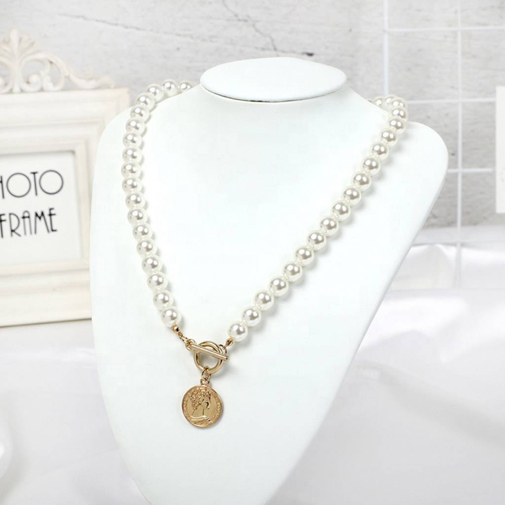 <h1>Pearl Necklace with Pendant Fashion</h1> Pearl Necklace with Pendant Fashion