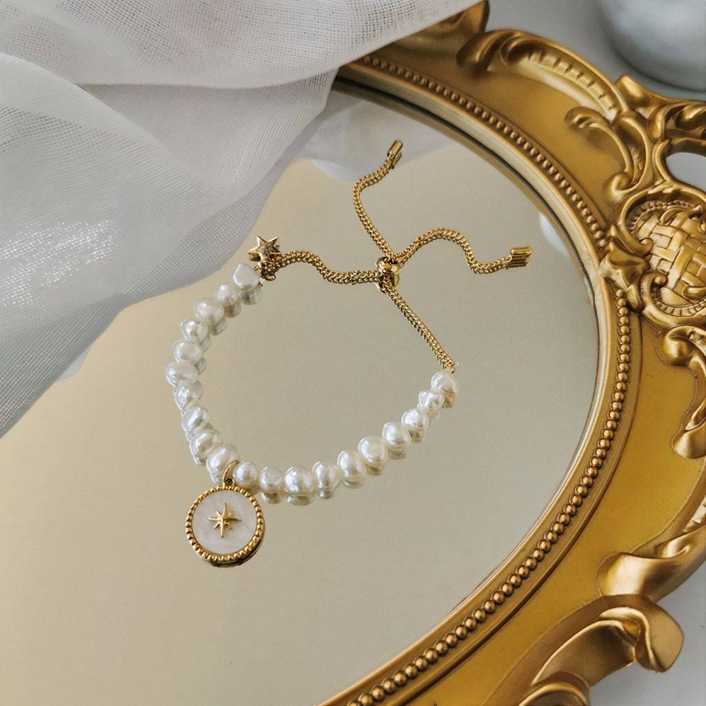 <h1>Round Coin Pearl Bracelet Fashion</h1> Round Coin Pearl Bracelet Fashion